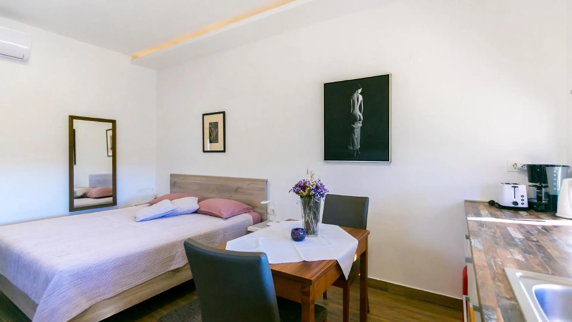 Elvira - Apartment Ulika - Mpolo Медулин