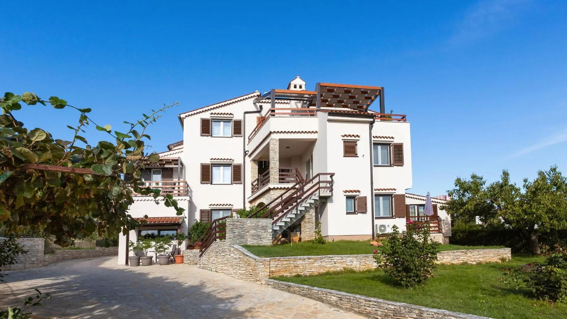 Elvira - Apartment Ulika - Mpolo Медулин