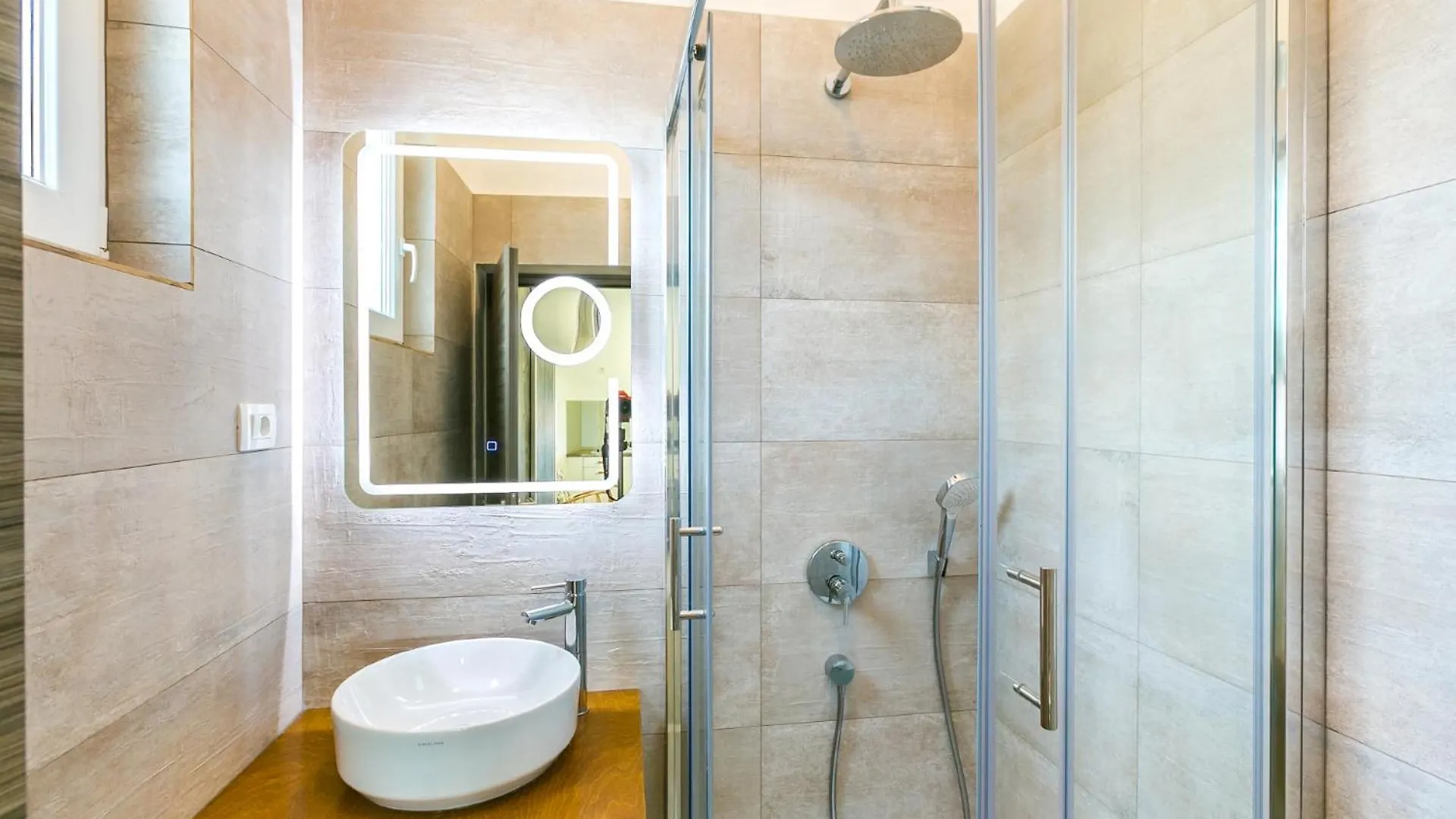 Elvira - Apartment Ulika - Mpolo Medulin 0*,  Croatia